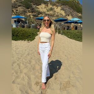 Meet your Posher, Brittney